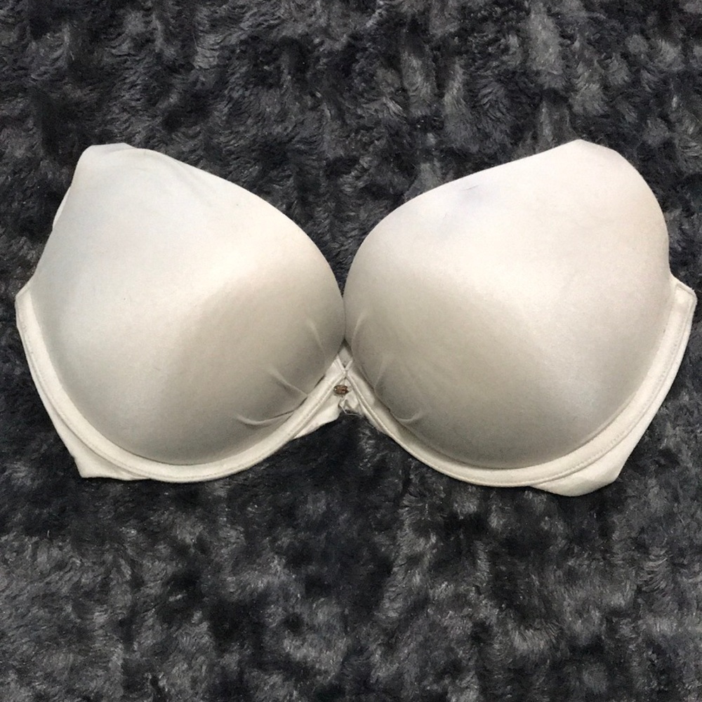Victoria’s Secret FABULOUS PLUNGE bra